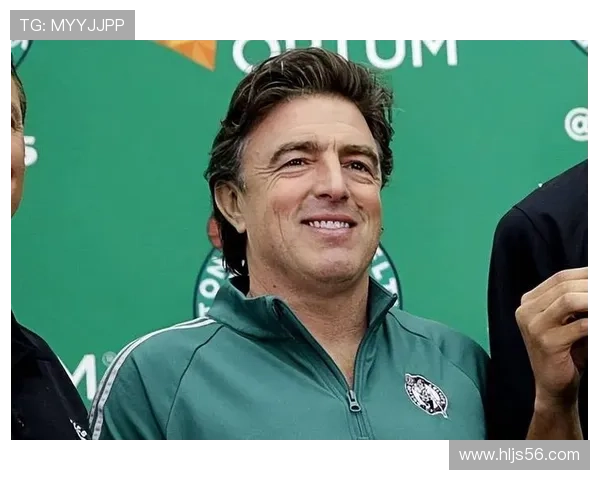 道格拉斯·路易斯本赛季表现稳健，助力球队中场竞争力增强