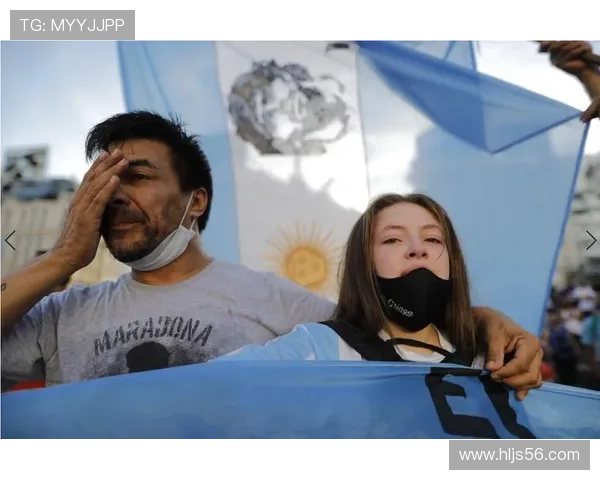 瓦伦西亚球迷抗议持续,对球队备战与赛事稳定性构成影响 瓦伦西亚球迷抗议持续,对球队备战与赛事稳定性构成影响